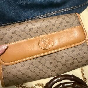 Gucci With Gold Chain
